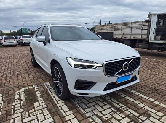VOLVO XC60 2.0 T8 HYBRID R-DESIGN AWD GEARTRONIC